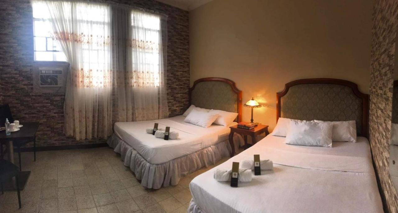 Hiraya Bed And Breakfast Роксас Екстер'єр фото